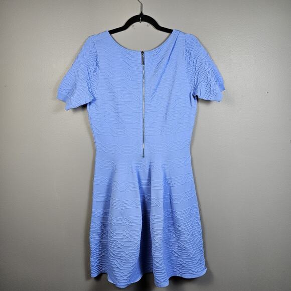 Belle Badgley Mischka Periwinkle Textured Fit & Flare Short Sleeve Dress Large - Picture 2 of 6